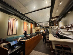 Five Fusion & Sushi Bar-Bend